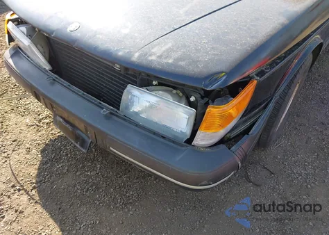 1989 Saab 900 из США, поврежденный, VIN YS3AT75L5K7001705